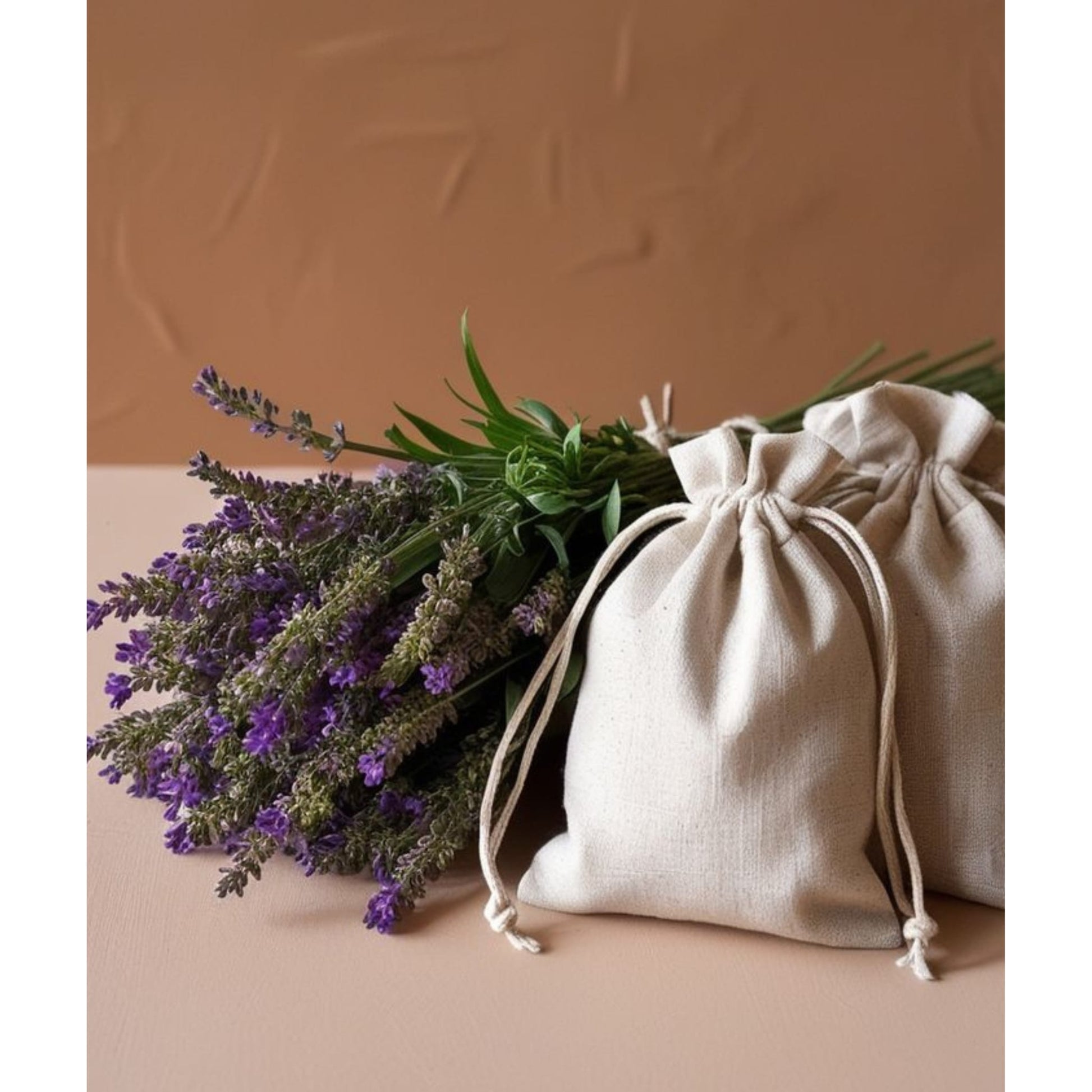 Sacchetto relax: fiori di lavanda per benessere e aromaterapia - Namastè alchimia del benessere